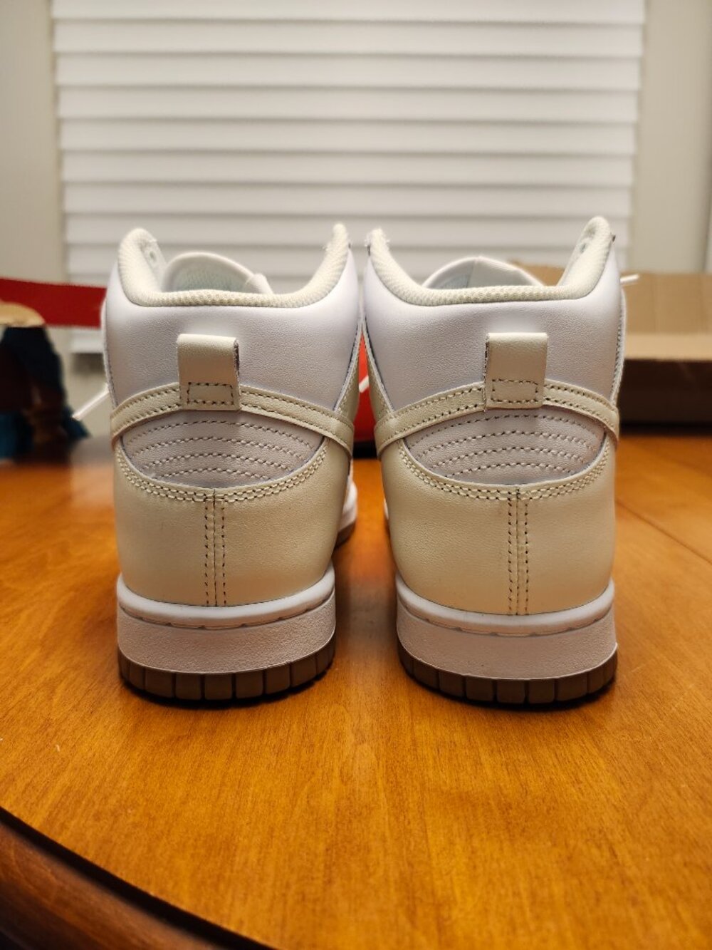 Nike Dunk High - Picture 6 of 8